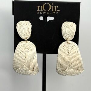 🚨3 for $15🚨 nOir Jewelry - Raffia Earrings in Gold Tone Hardware